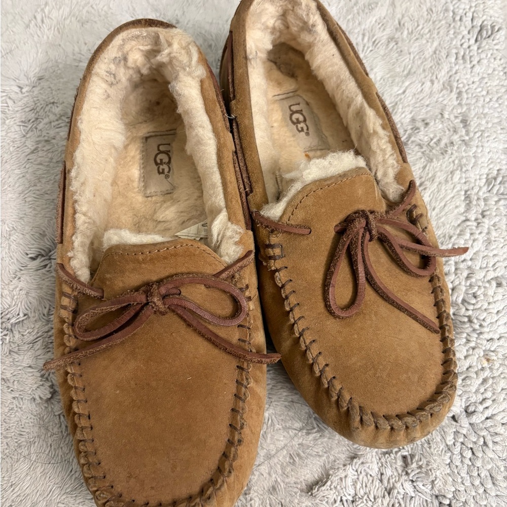 Ladies Ugg Moccasin